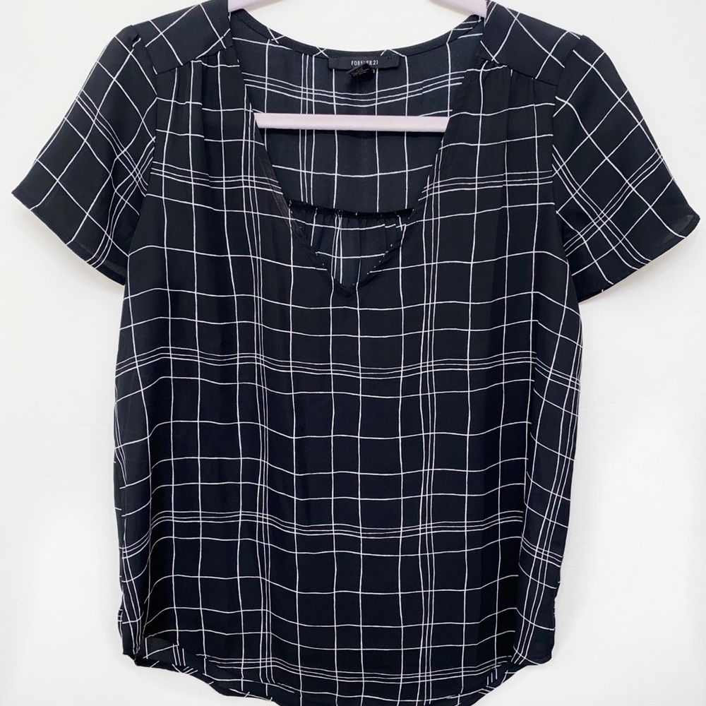 Black & White Short Sleeved Blouse